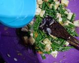 Foto langkah ke 6 dari resep Tumis Tahu Kacang Panjang.