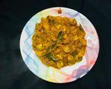 A picture of step 6 of Mushroom paneer pepper fry.