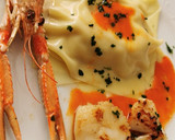 Foto del paso 9 de la receta: Lasaña de Wonton rellena de Vieiras y Cigalas con bechamel
