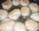 A picture of step 4 of Milky Puff Puff.