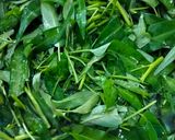 Foto langkah ke 1 dari resep Tumis Kangkung Bunga Pepaya.
