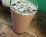Foto langkah ke 3 dari resep Shake Chocolate Oreo.