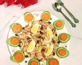 A picture of step 8 of Crunchy Chicken Salad.