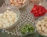 A picture of step 1 of Juicy fruit chaat.