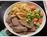 Hình bước làm 3 của món #cleaneating Nui xào thịt Bò, Cà Rốt và Rau củ
