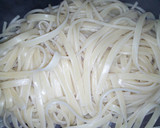 Foto del paso 4 de la receta: Pasta con salsa bechamel de champiñones y pollo