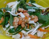 Hình bước làm 1 của món Gỏi cổ hủ dừa trộn tôm