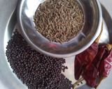 A picture of step 2 of Sambhar.