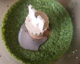 Foto del paso 2 de la receta: Pesto de cilantro con el toque mexicano al estilo de LuzMa
