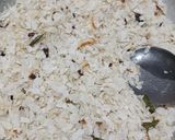 A picture of step 2 of Low calorie Chivda.