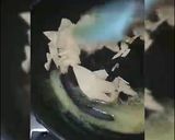 صورة لخطوة 4 من وصفة كيكات مالحين بالدجاج