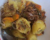 A picture of step 5 of Matoke with minced beef.