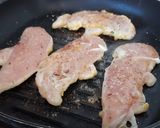Foto del paso 2 de la receta: Pollo a la plancha marinado en naranja