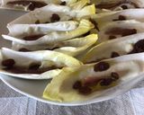 Foto del paso 6 de la receta: Endivias con Roquefort, anchoas y pasas sultanas