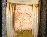 Vajban sült lazac spárgával recept fázis 2 fotója