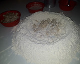 Foto del paso 2 de la receta: Pan casero con chicharrón
