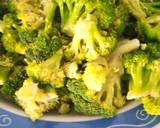 Foto del paso 1 de la receta Wok de Brócoli y Cerdo con Salsa de Soja y Kimchi