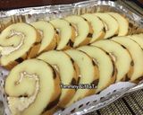 Foto langkah ke 6 dari resep Bolu gulung ekonomis ala ci Tintin Rayner.