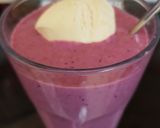 A picture of step 1 of My Mixed Berry Smoothy with Vanilla Ice Cream. 😊.