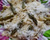 Foto del paso 4 de la receta: Tallarines y espárragos a la manteca sarteneados