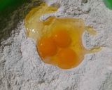 Foto langkah ke 1 dari resep Donat Aneka Topping.