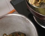 A picture of step 7 of Karela Chips.