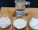 A picture of step 1 of Oats Sooji Appe.