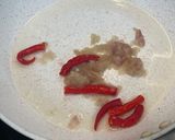 Foto langkah ke 2 dari resep Tom Yum Goong Simple.