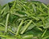 Foto langkah ke 1 dari resep Rujak Kangkung.