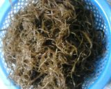 Hình bước làm 1 của món Rong biển trộn tôm thịt