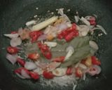 Foto langkah ke 2 dari resep Tumis Oncom Leunca.