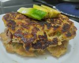 Foto del paso 7 de la receta: Pancakes🥯salados de vegetales🍗rellenos🫑de pollo y queso🧀🥑🧅