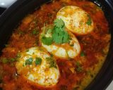 A picture of step 4 of Egg Masala.