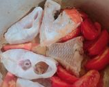 Hình bước làm 3 của món Canh chua cá diêu hồng