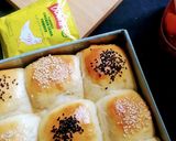 A picture of step 16 of Chicken buns.