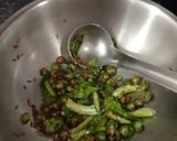 A picture of step 2 of #SM Bhendi kadhi.