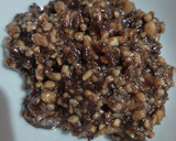 Foto langkah ke 5 dari resep Bakpao Pandan Mawar isi Kacang Tanah.