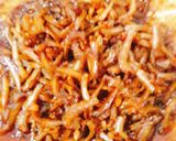 Hình bước làm 2 của món Cá cơm kho tiêu