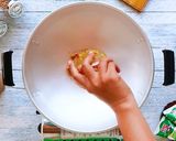 Foto langkah ke 4 dari resep Sambal Goreng Labu Siam.