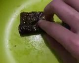 Foto langkah ke 4 dari resep Ayam udang gulung nori.