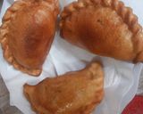 Foto langkah ke 4 dari resep Panada Jumbo Pedas + Roti Goreng Coklat.