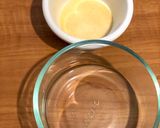 Foto del paso 2 de la receta: Panna Cotta de miel con salsa de fresa