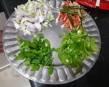 ग्रीन अनियन नूडल्स (Green onion noodles recipe in Hindi) रेसिपी चरण 1 फोटो