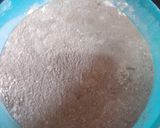 Foto del paso 1 de la receta: Bizcochuelo de chocolate sin batidora
