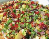 A picture of step 4 of Chatpati chana chaat.