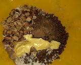 A picture of step 4 of Apple streusal cake#Christmasbakingcontest#authorsmarathon.