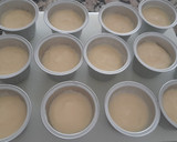Foto del paso 3 de la receta: Vasitos de crema y chocolate