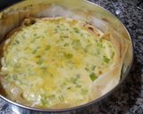 Foto del paso 4 de la receta: Quiche de puerros, calabacín y pollo