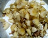 A picture of step 3 of Apple walnut raita.