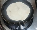 A picture of step 6 of Aloo methi stuffed paratha.